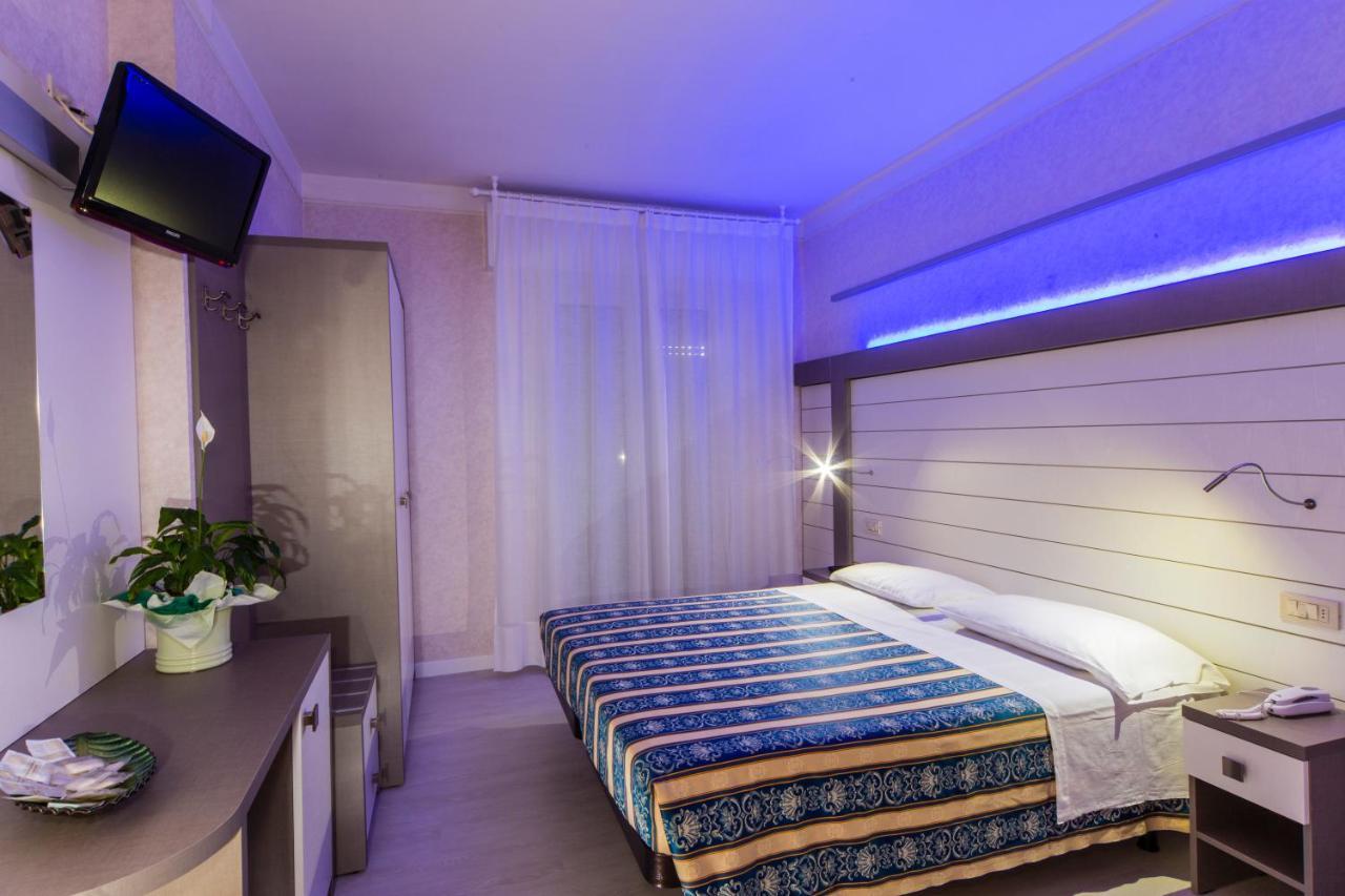 Hotel Record Riccione Exteriér fotografie