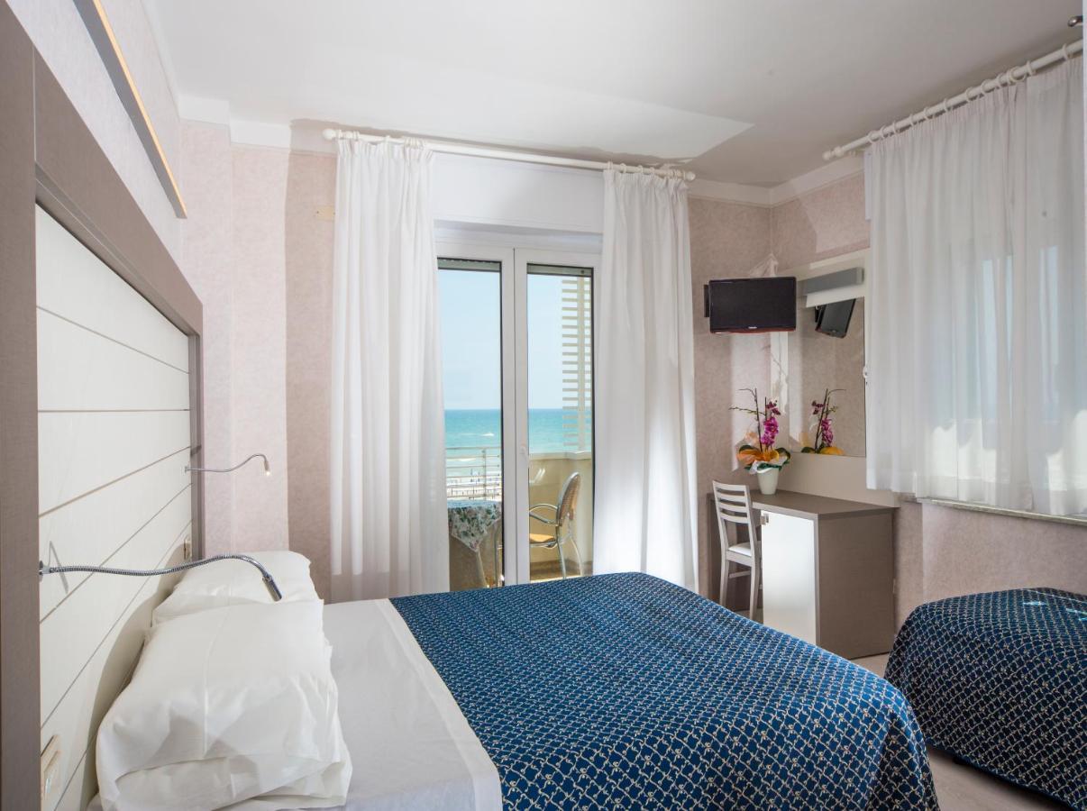 Hotel Record Riccione Exteriér fotografie