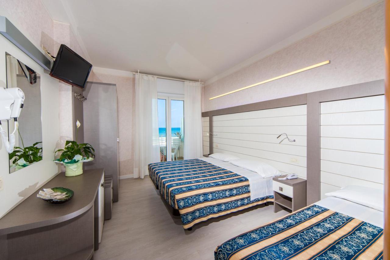 Hotel Record Riccione Exteriér fotografie