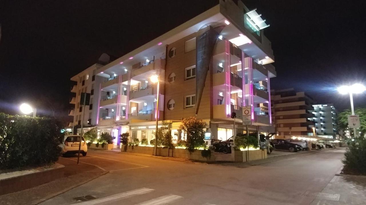 Hotel Record Riccione Exteriér fotografie
