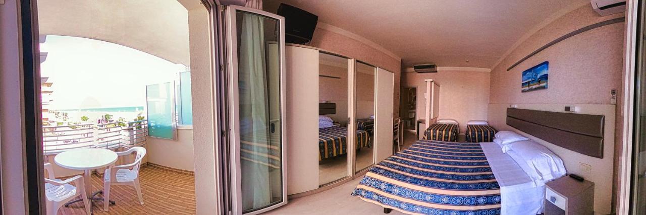 Hotel Record Riccione Exteriér fotografie