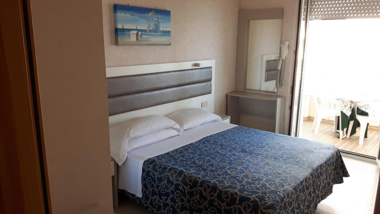 Hotel Record Riccione Exteriér fotografie