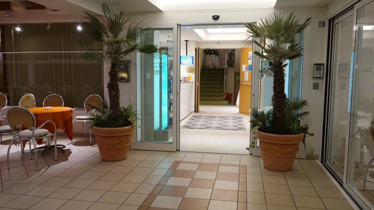 Hotel Record Riccione Exteriér fotografie